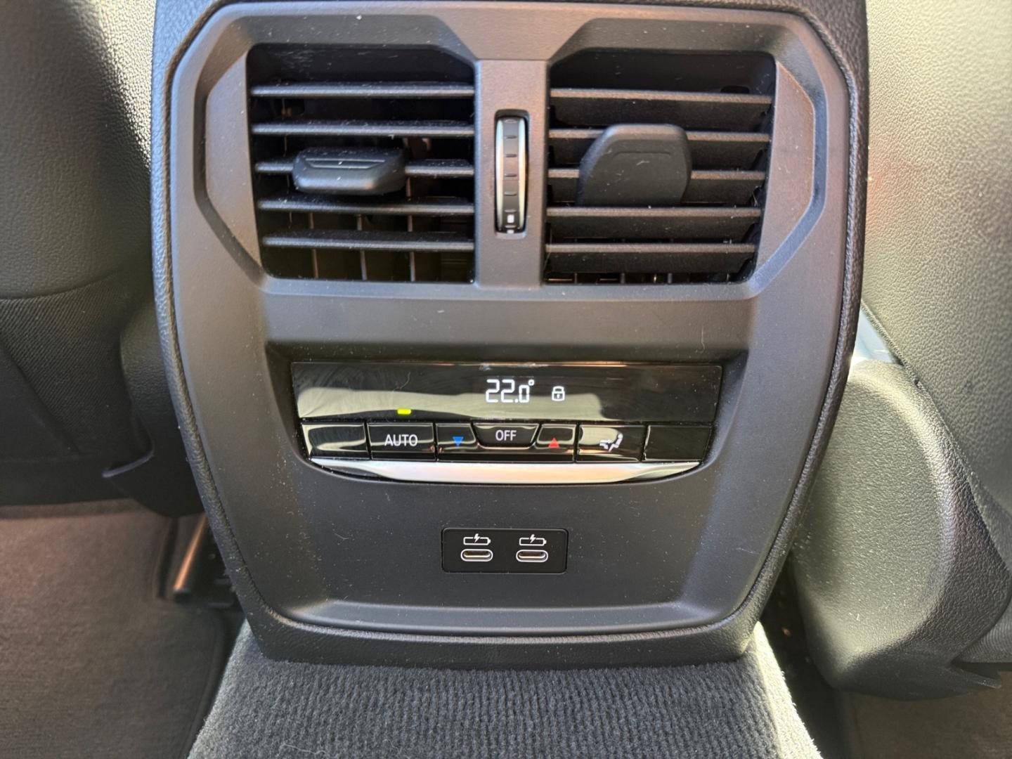 BMW 330 e xDrive M Sport Touring*Laser*Pano*HuD*360°