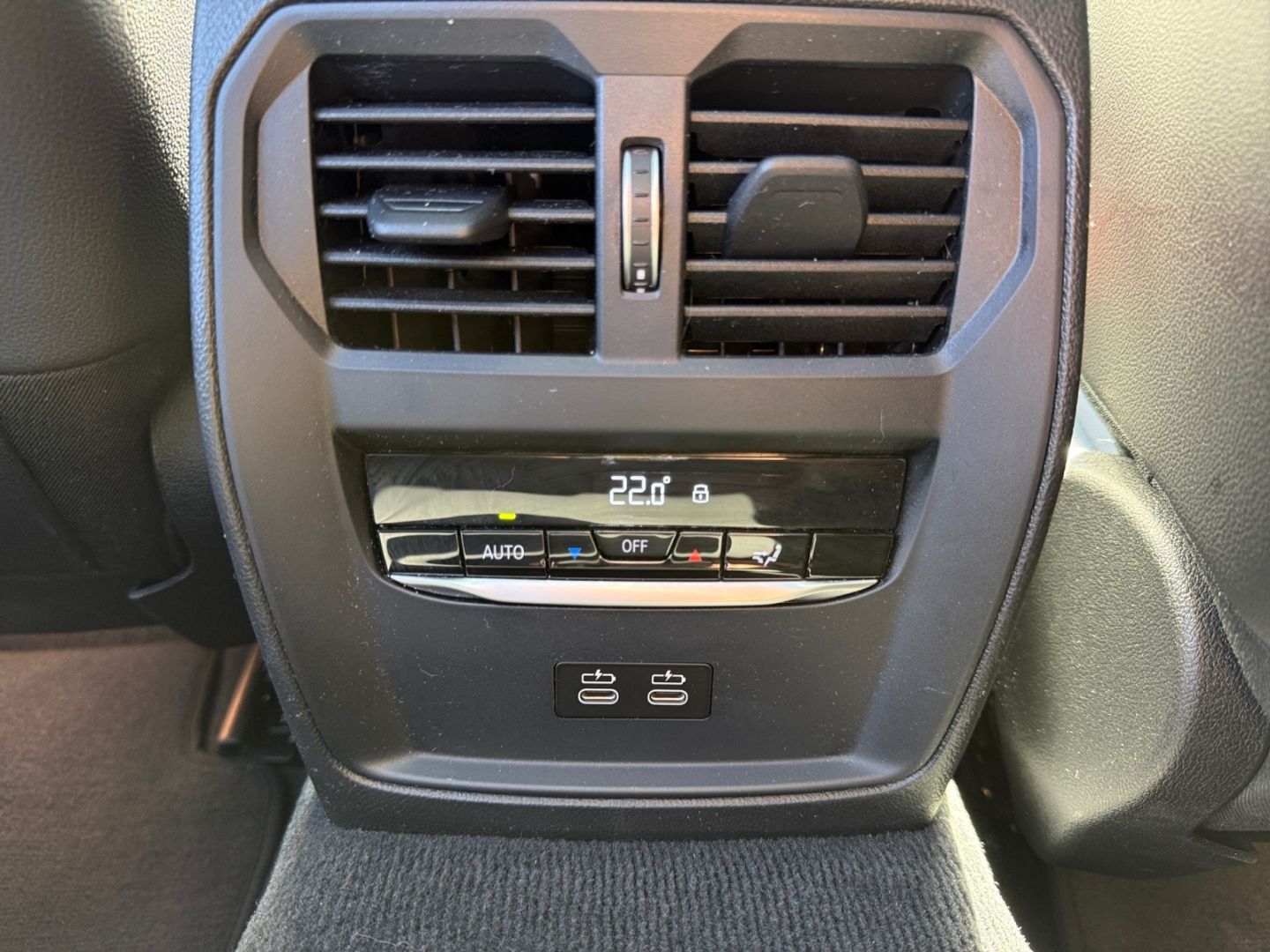 BMW 330 e xDrive M Sport Touring Laser Pano HuD 360° foto 25