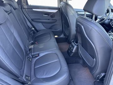 BMW 220 Active Tourer - 12