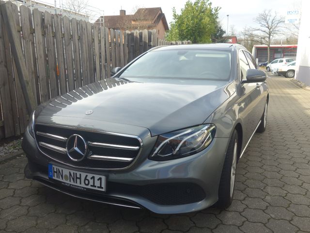 Mercedes-Benz E 220 E -Klasse T-Modell E 220 d