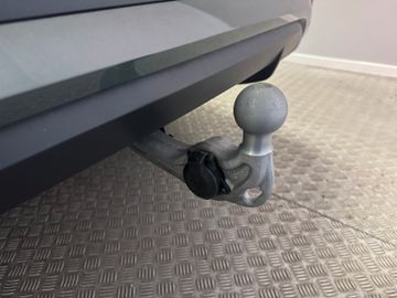 Fahrzeugverkauf 30 Volkswagen Tayron 1.5 eTSI 110 kW Life 7-Sitze AHK