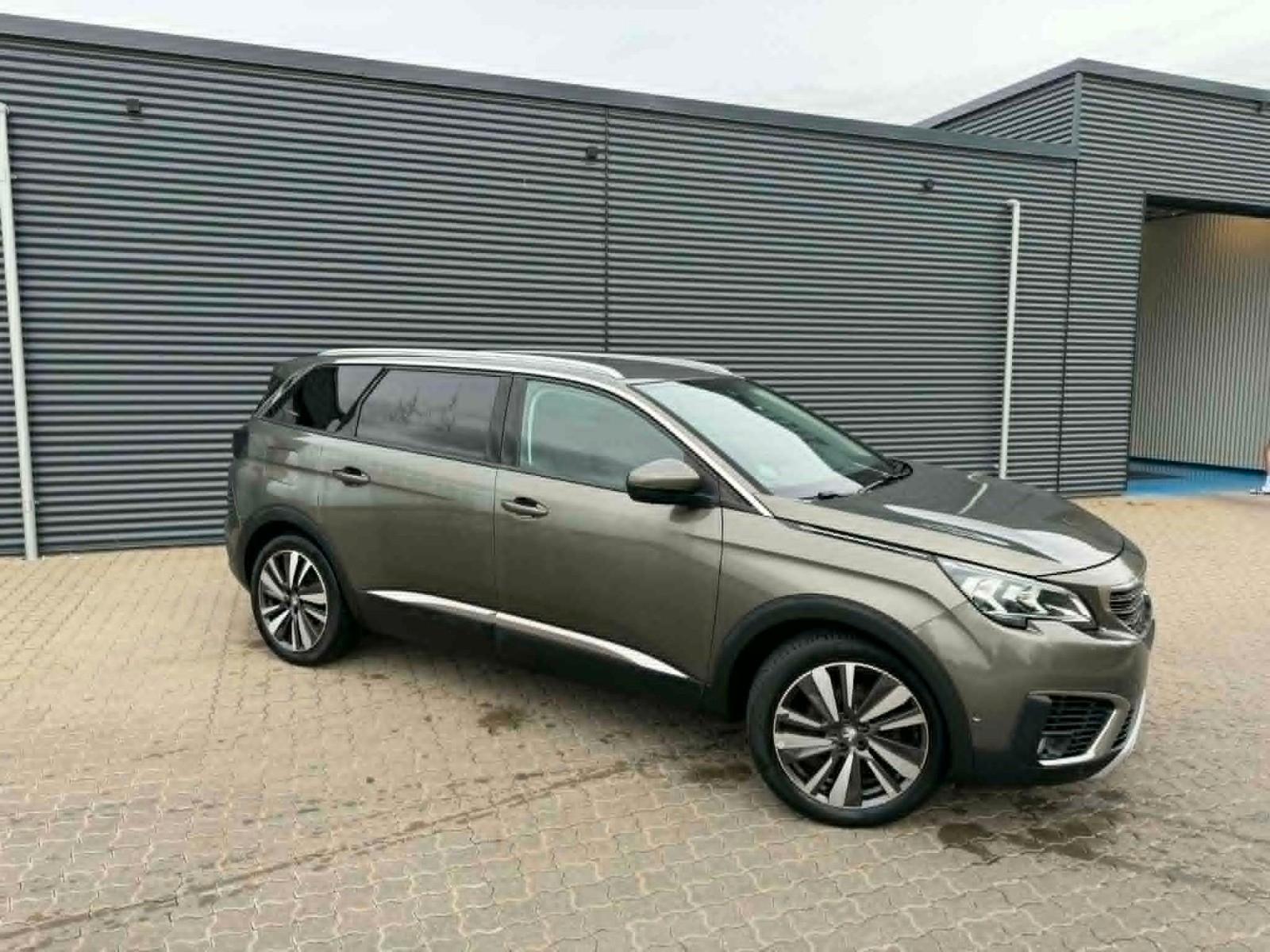 Peugeot 5008 Allure 1.2 e-THP 130 hk SUV 7 seats