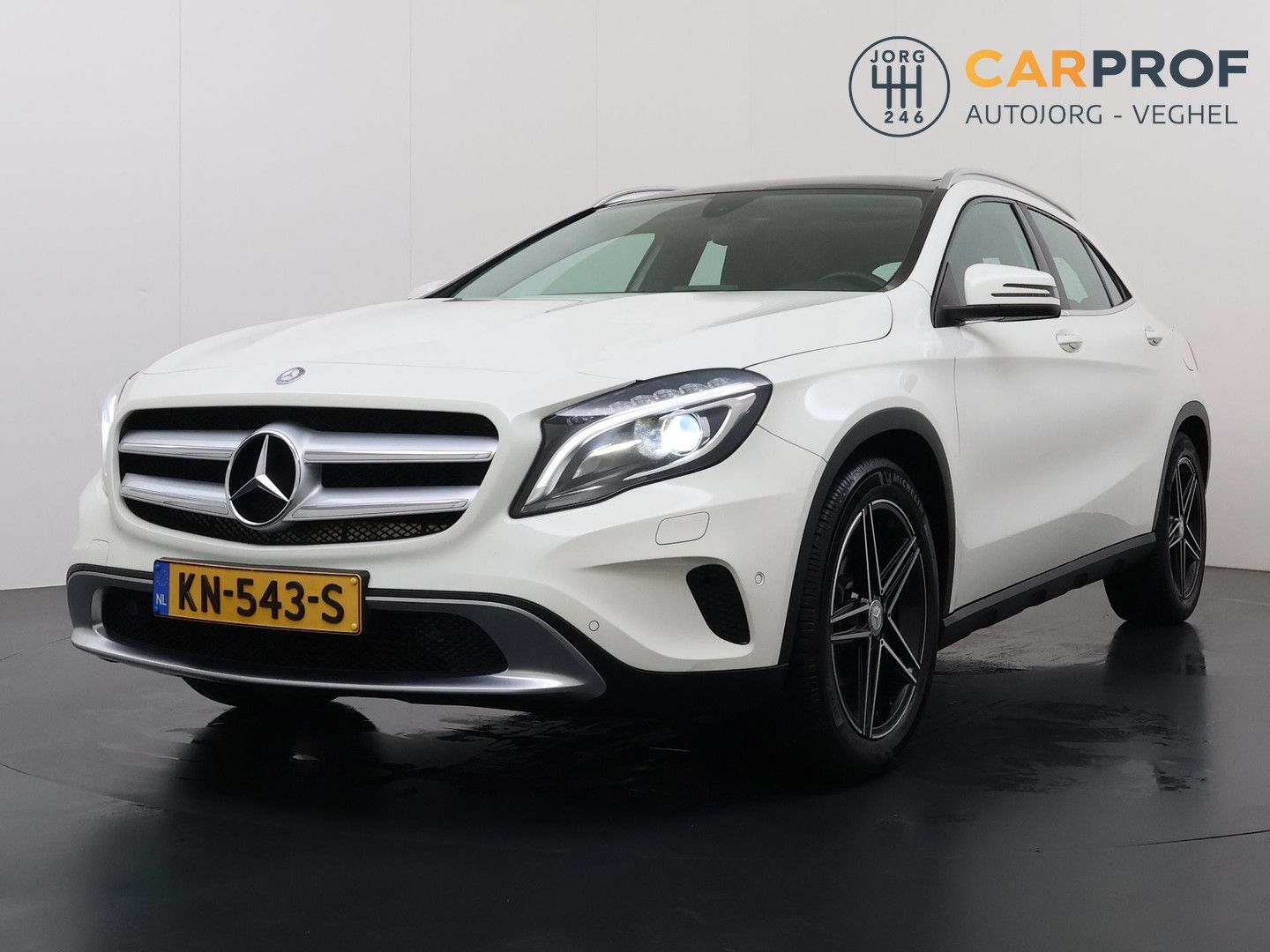 MERCEDES-BENZ GLA 180 Prestige Urban | panorama dach | sitzhei