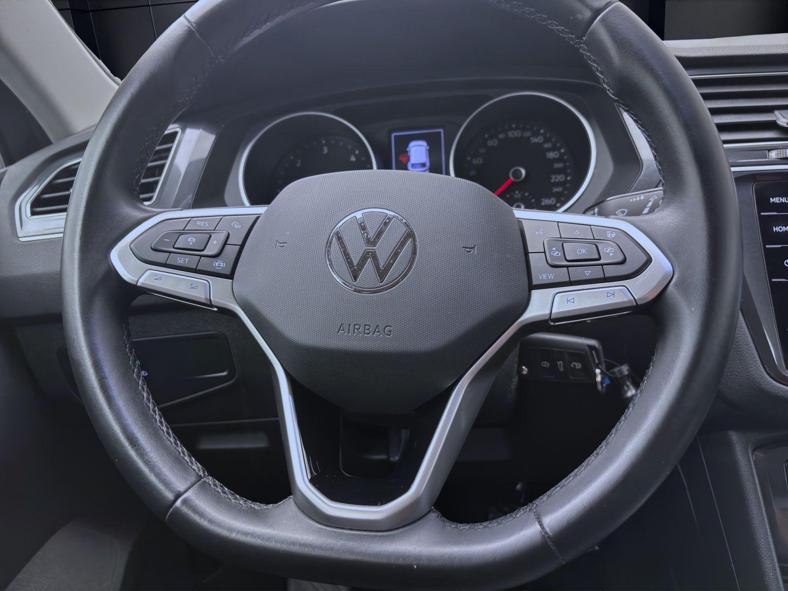 Volkswagen Tiguan 2.0 TDI LIFE NAVI SITZHZG PDC KLIMA