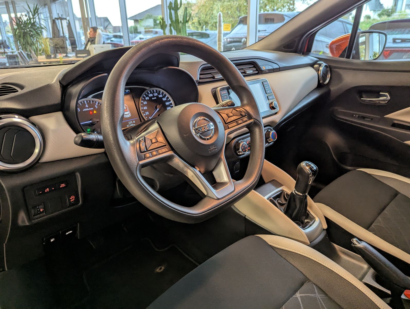 NISSAN Micra N-Way Kamera Android Klima Sitzheizung - Image 19