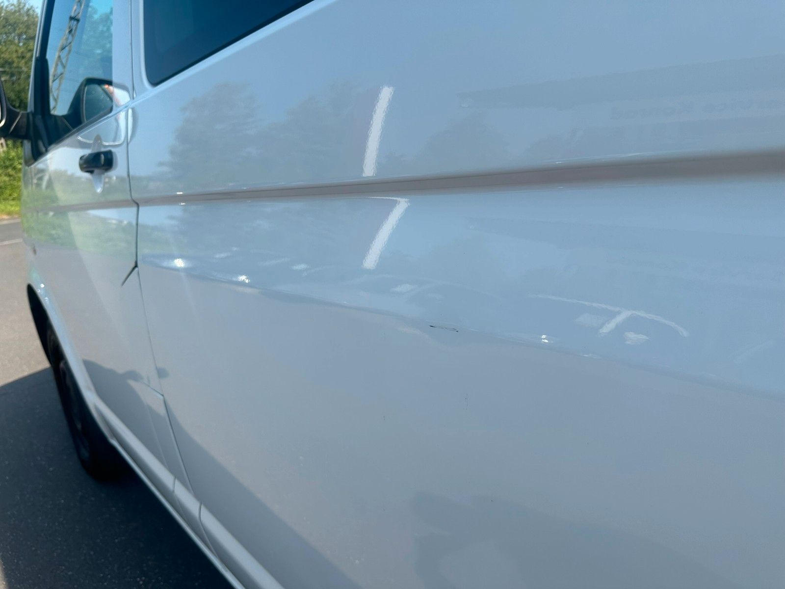 Fahrzeugabbildung Volkswagen T5 Transp. Kasten-Kombi 4Motion nur f Ex-/Import