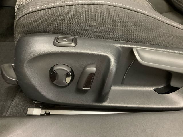 Superb Combi Selection110 kw TDI AHK NAVI MATRIX