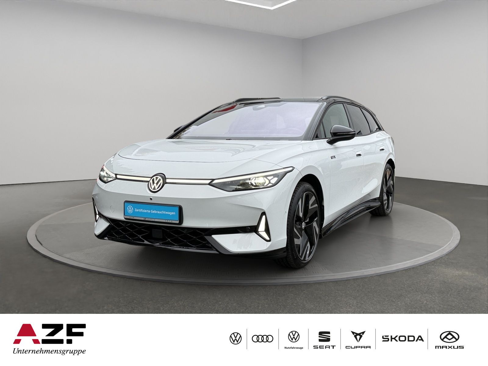 Volkswagen ID.7 Tourer GTX 4Mot. WÄRMEPUMPE+AHK+PANO+MATRIX