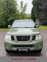 Nissan Pathfinder 2.5 dCi XE STIER BUNDESWEHR - : Geländewagen, Bundeswehr