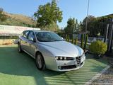 Alfa Romeo ALFA ROMEO 159 - weiße Alfa Romeo 159