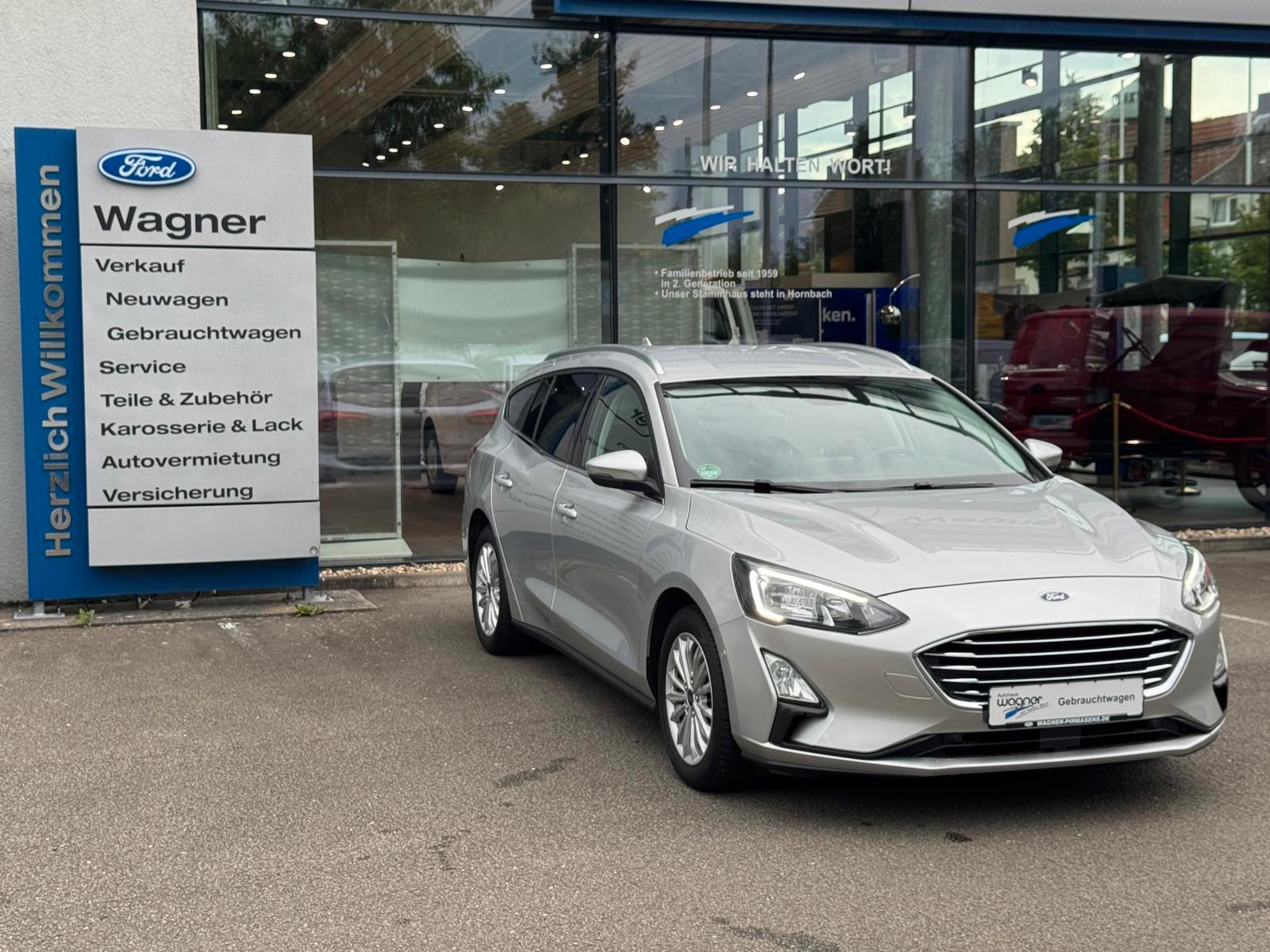 Ford Focus Turnier Titanium*EASY-PARK*AUTOMATIK*