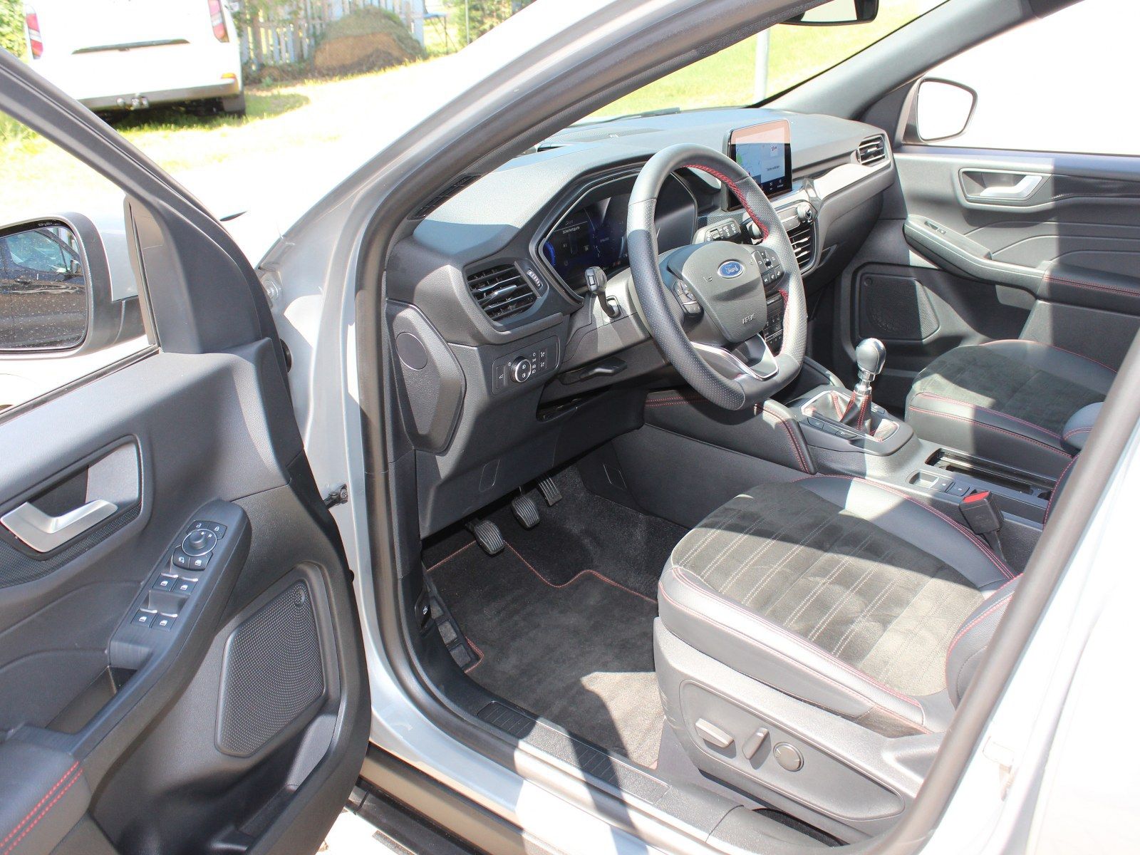 Fahrzeugabbildung Ford Kuga ST-Line X Start/Stopp