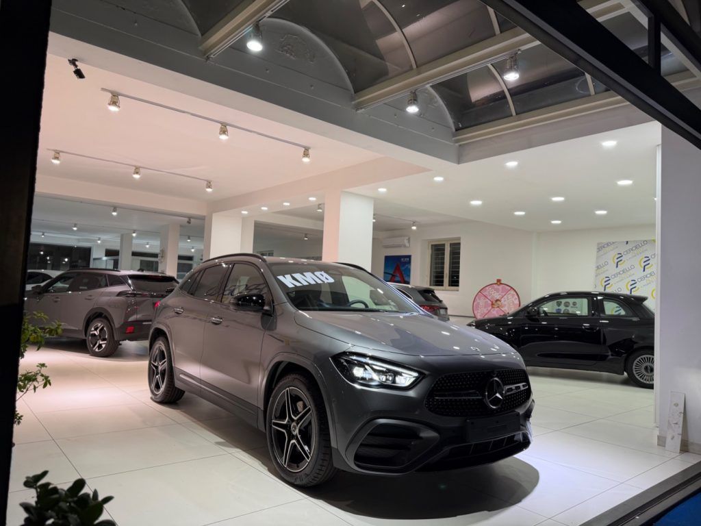 Mercedes-Benz GLA 200 d Automatic AMG Line Extra imagem 2