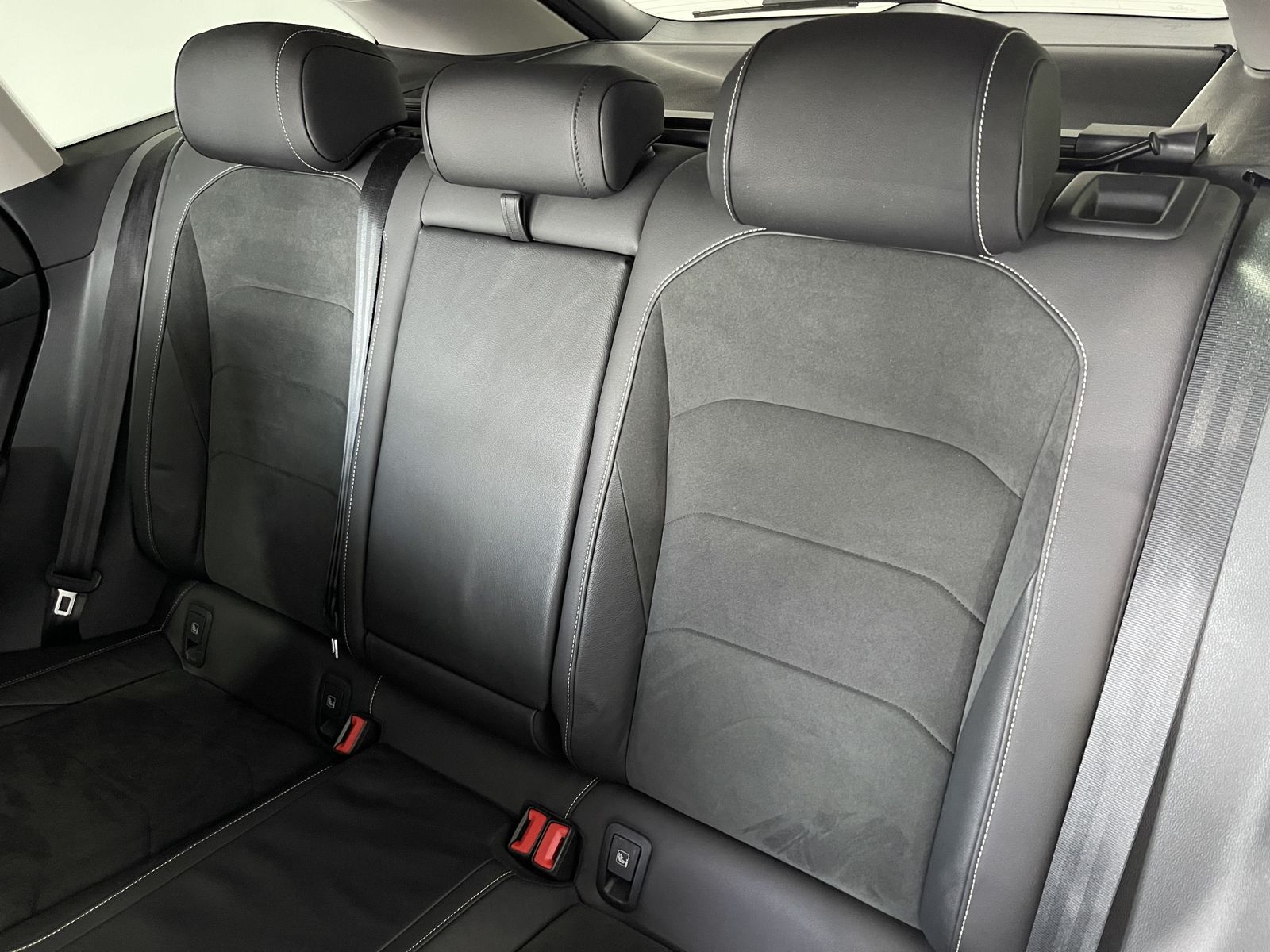 Fahrzeugabbildung Volkswagen Arteon Shooting Brake 2.0 TDI*4Motion*Cam*AHK*
