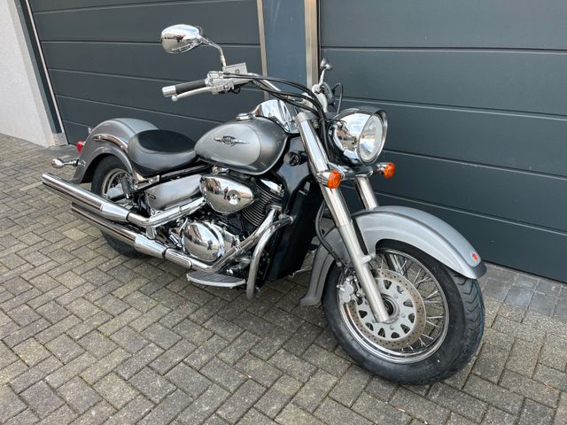 Suzuki VL800 FI Intruder C800 nur 18600 Km !