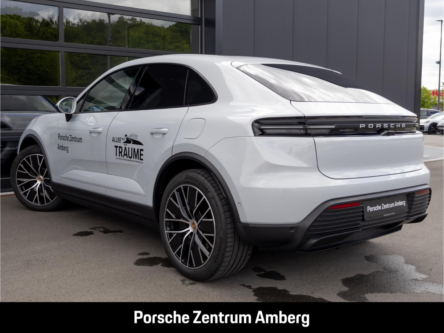 Porsche Macan 4 InnoDrive Luftfeder BOSE BOSE Matrix-LED