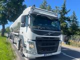 Volvo FM 420 Silo kompletterzug mit Feldbinder Anhänge - Angebote