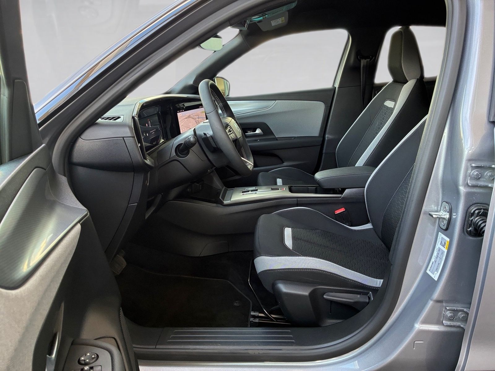 Fahrzeugabbildung Opel Mokka 1.2 Turbo Edition Kamera,LED,Navi,SHZ,PDC