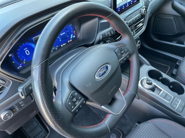 Fahrzeugabbildung Ford Kuga 1.5 EcoBlue ST-Line Autom. AHK, Navi,
