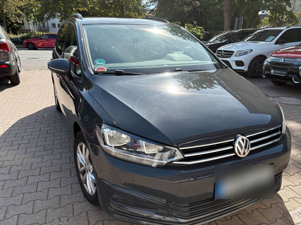 Image of Volkswagen Touran