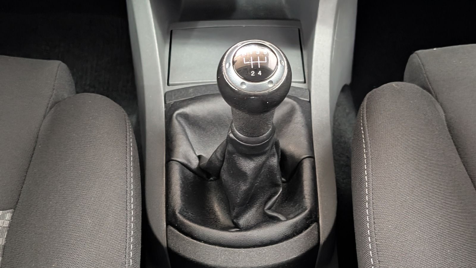 Fahrzeugabbildung SEAT Ibiza 1.4 16V * Klimaaut. * Tempomat * HU 04.27
