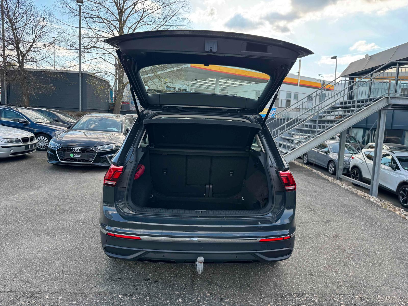 Volkswagen Tiguan 1.5 TSI AHK NAVI PDC LED SHZ KLIMA 17", миниатюра 9