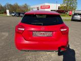 Mercedes-Benz A 200 Urban *Navi*Kamera*Xenon*AHK* - Mercedes-Benz A 200: Limousine