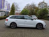 Skoda Octavia Combi RS Plus 4x4 Panorama Standheizung - Skoda Octavia: RS Plus
