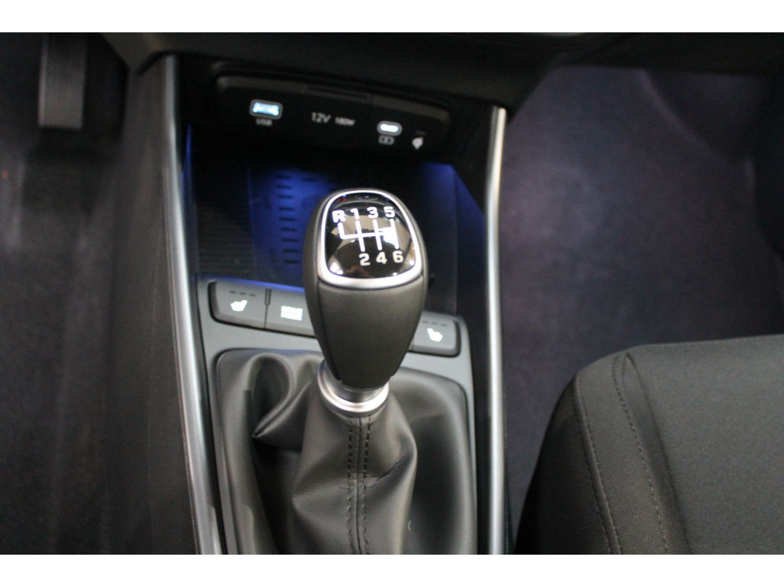 Hyundai i20 - Bild 18