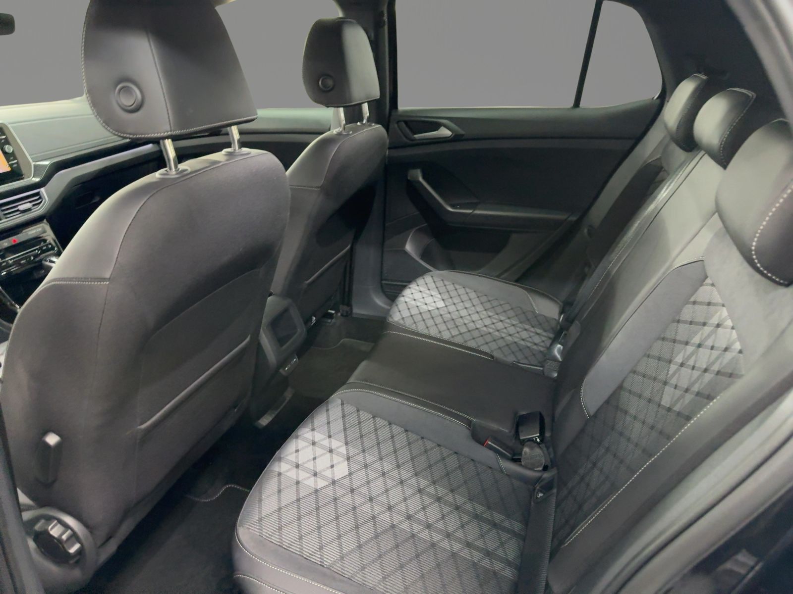 Volkswagen T-Cross - Bild 10