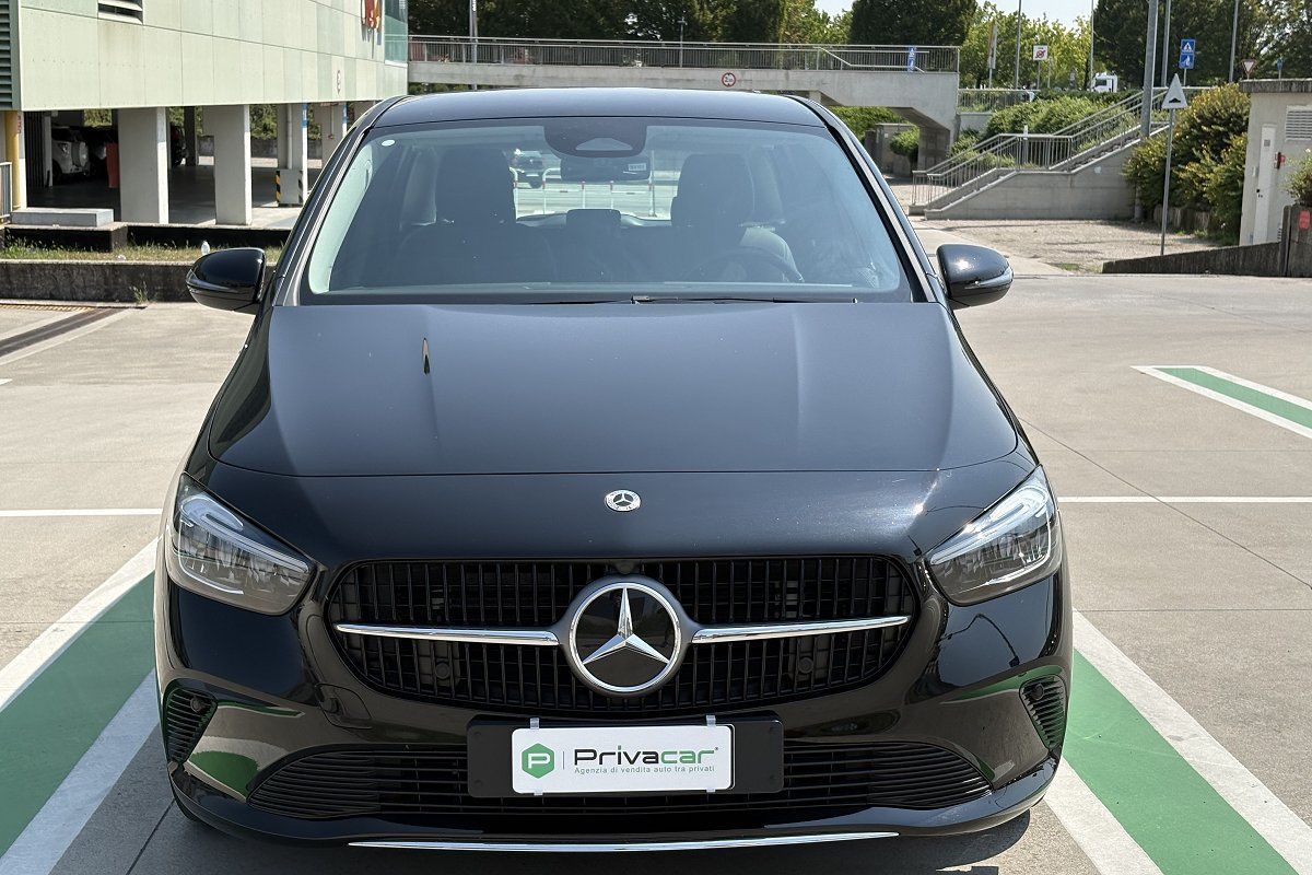 Mercedes-Benz MERCEDES B 180 Automatic Progressive Advanced imagem 2