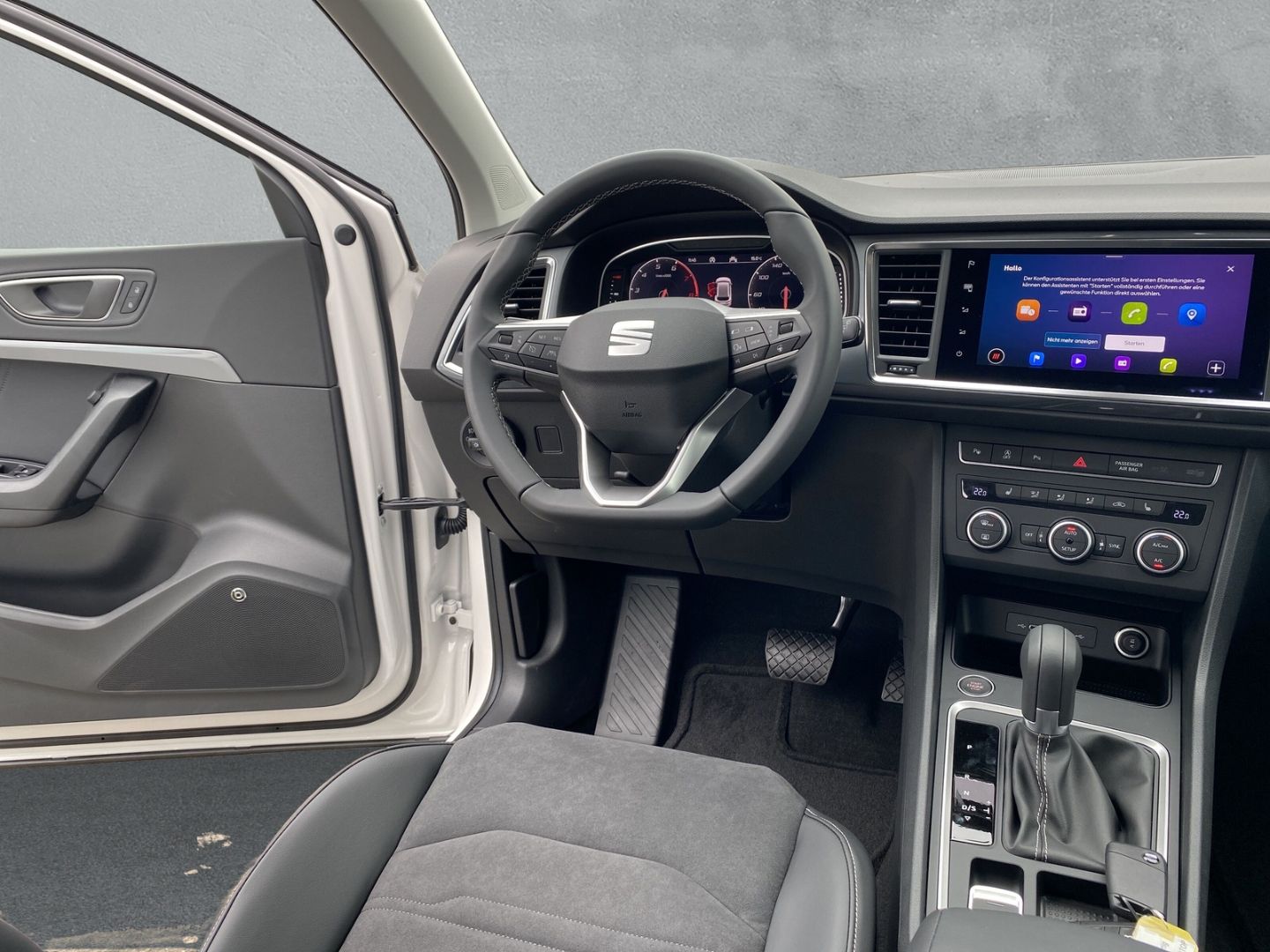 Fahrzeugabbildung SEAT Ateca Style 1.5 TSI ACT EU6d Navi Digitales Cock