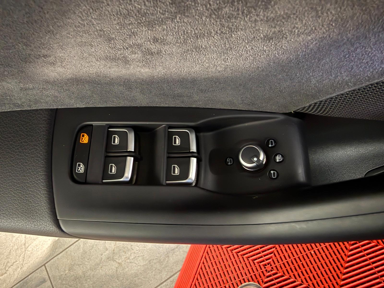 Audi Q3  S Line Sport  LED AHK  Navi