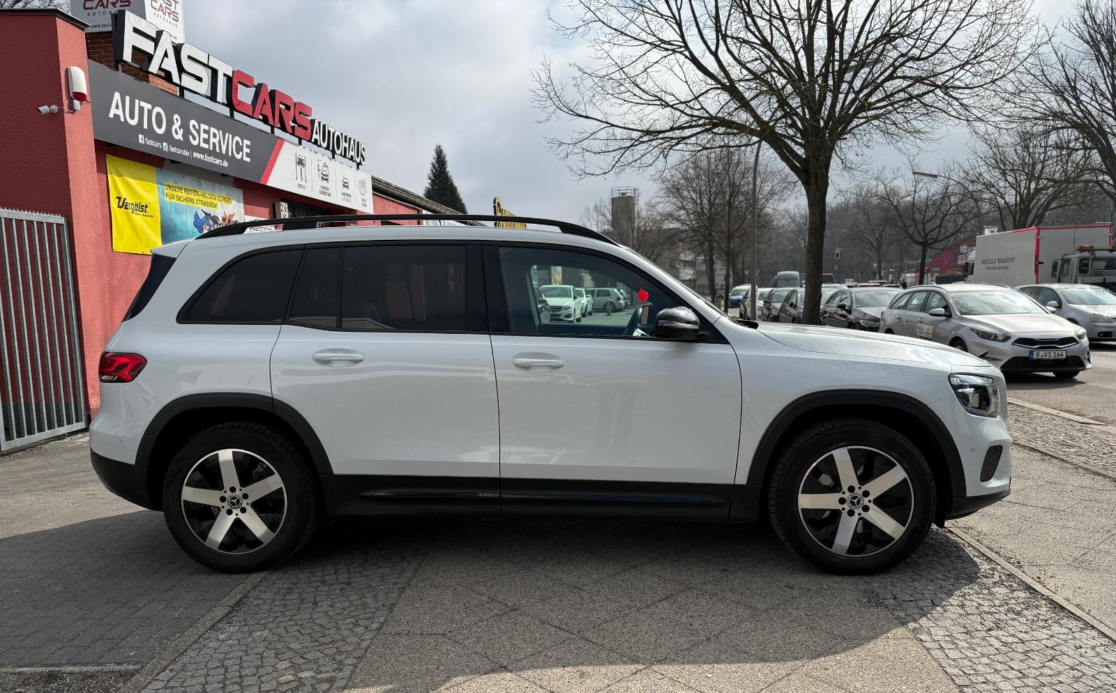 Mercedes-Benz GLB 200d Progressive Business Night Paket Kamera