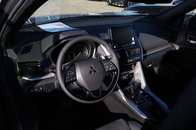 Fahrzeugabbildung Mitsubishi Eclipse Cross 2.4 PHEV Plus SELECT 4WD LAGERWARE