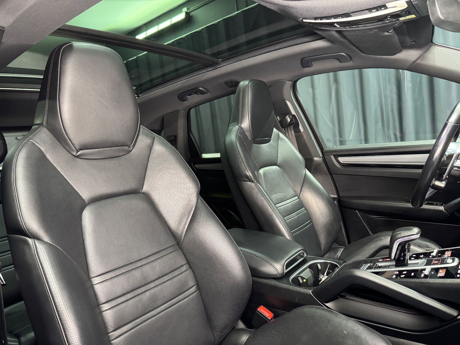 Fahrzeugabbildung Porsche Cayenne S|FACELIFT|PANO|18-WEGE|BOSE|MATRIX|