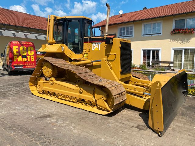 CAT D6 M  LGP