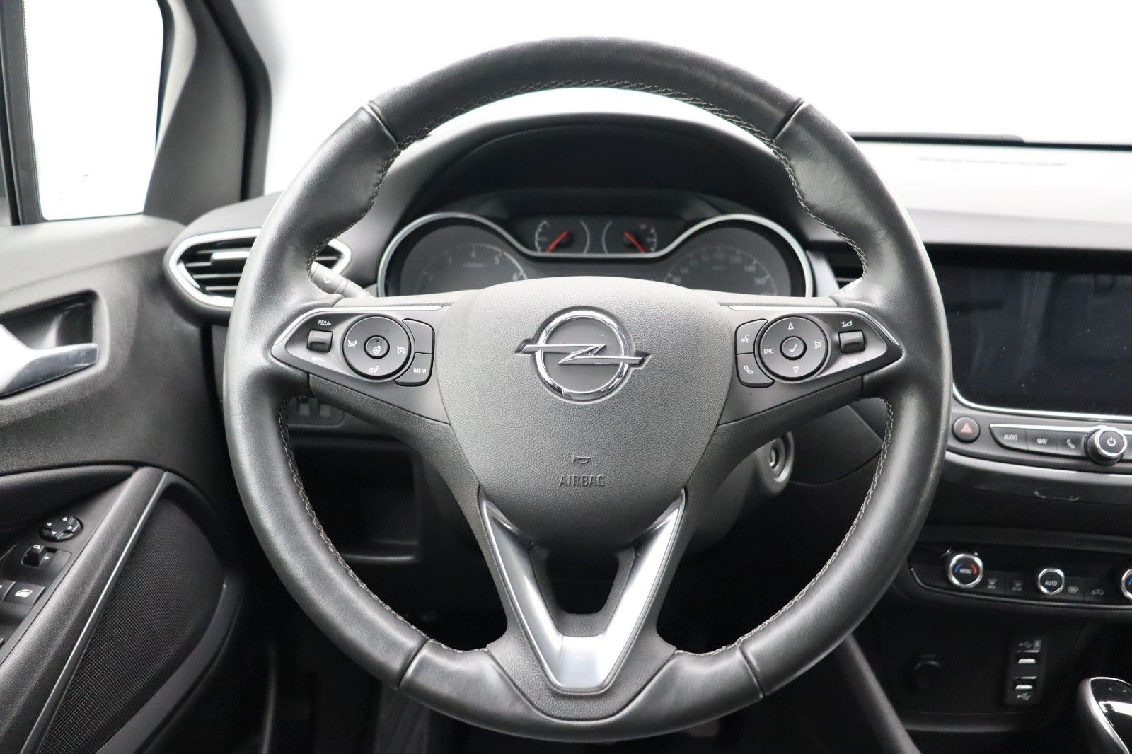 Fahrzeugabbildung Opel Crossland 1.2 Elegance