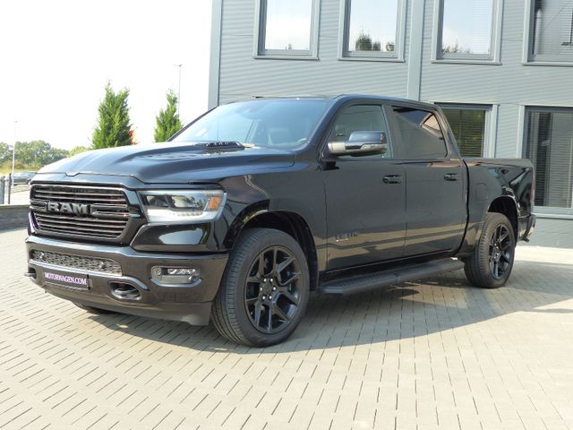 Dodge RAM 1500 4x4  Crewcab Laramie Night Edition