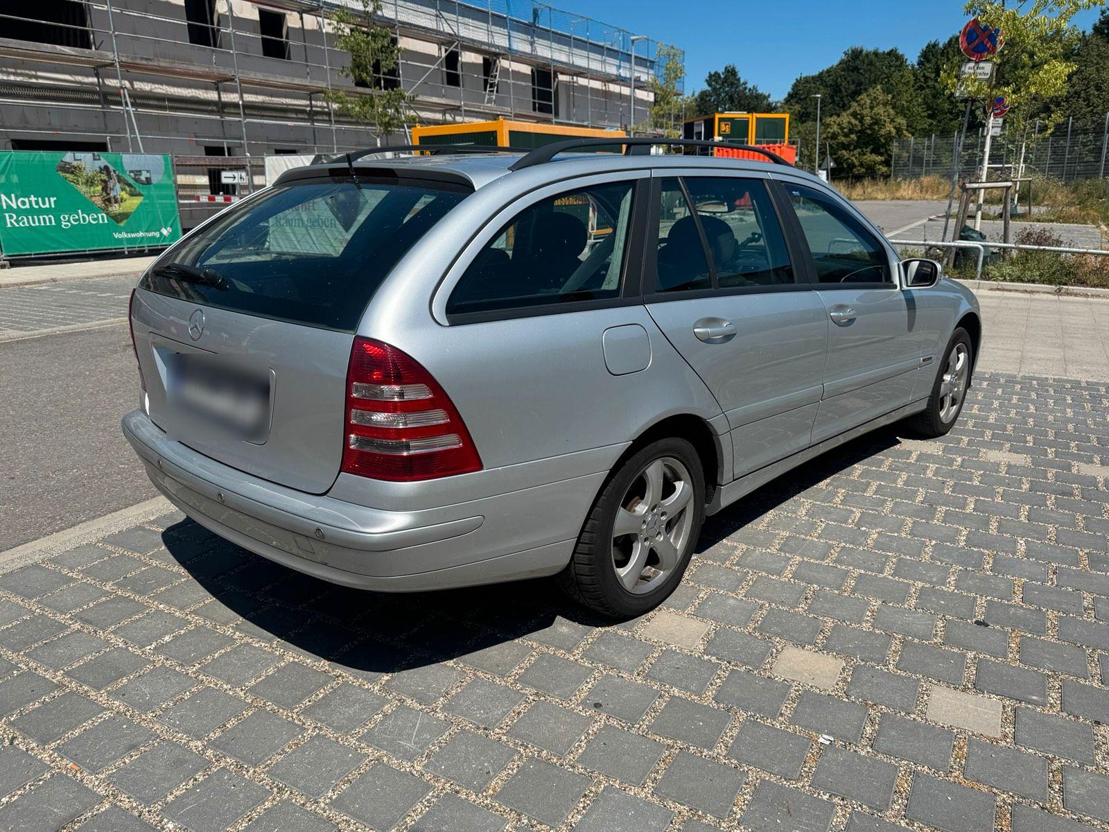 Mercedes-Benz C220 2006 — фото 7