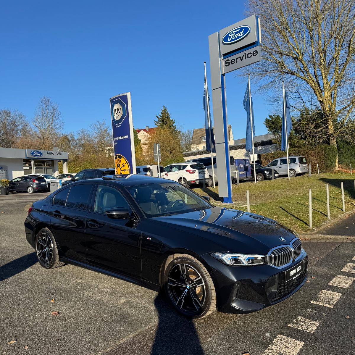 BMW 320 d M Sport *INNOVATIONS+TRAVEL-PAKET*AHK*