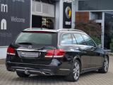Mercedes-Benz E 220 T-Modell HARMAN KARDON+AHK+NAVI+SHZ+EL-HEC - Mercedes-Benz E-Klasse mit Diesel-Antrieb: Kombi