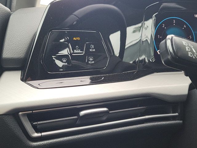Golf VIII Variant 2.0TDI Aut.