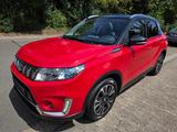 Suzuki Vitara 1.4 Comfort+ 4x4 Pan, Leder,Kamara,1.Hand - rote Suzuki Vitara