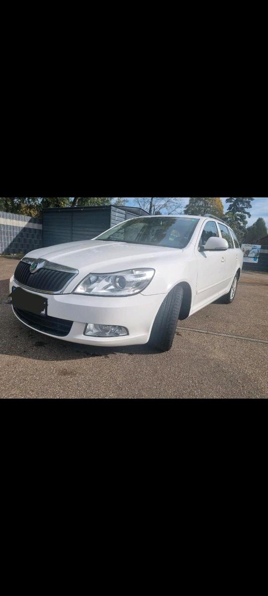 Skoda Octavia 2012 — photo 5