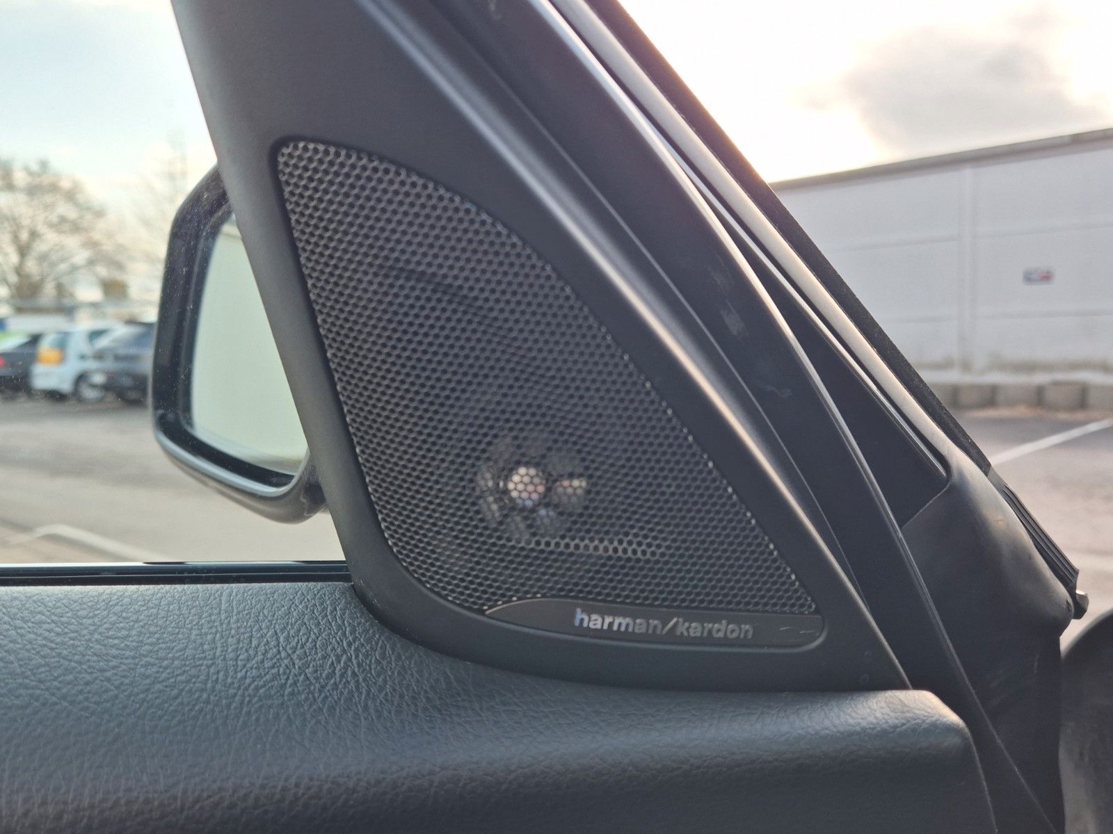 Fahrzeugabbildung BMW M140i XDRIVE LEDER PANO MEMORY H&K KAM 1.HD