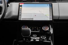 P530 V8 FIRST EDITION RED/BEIGE REAR SCREENS
