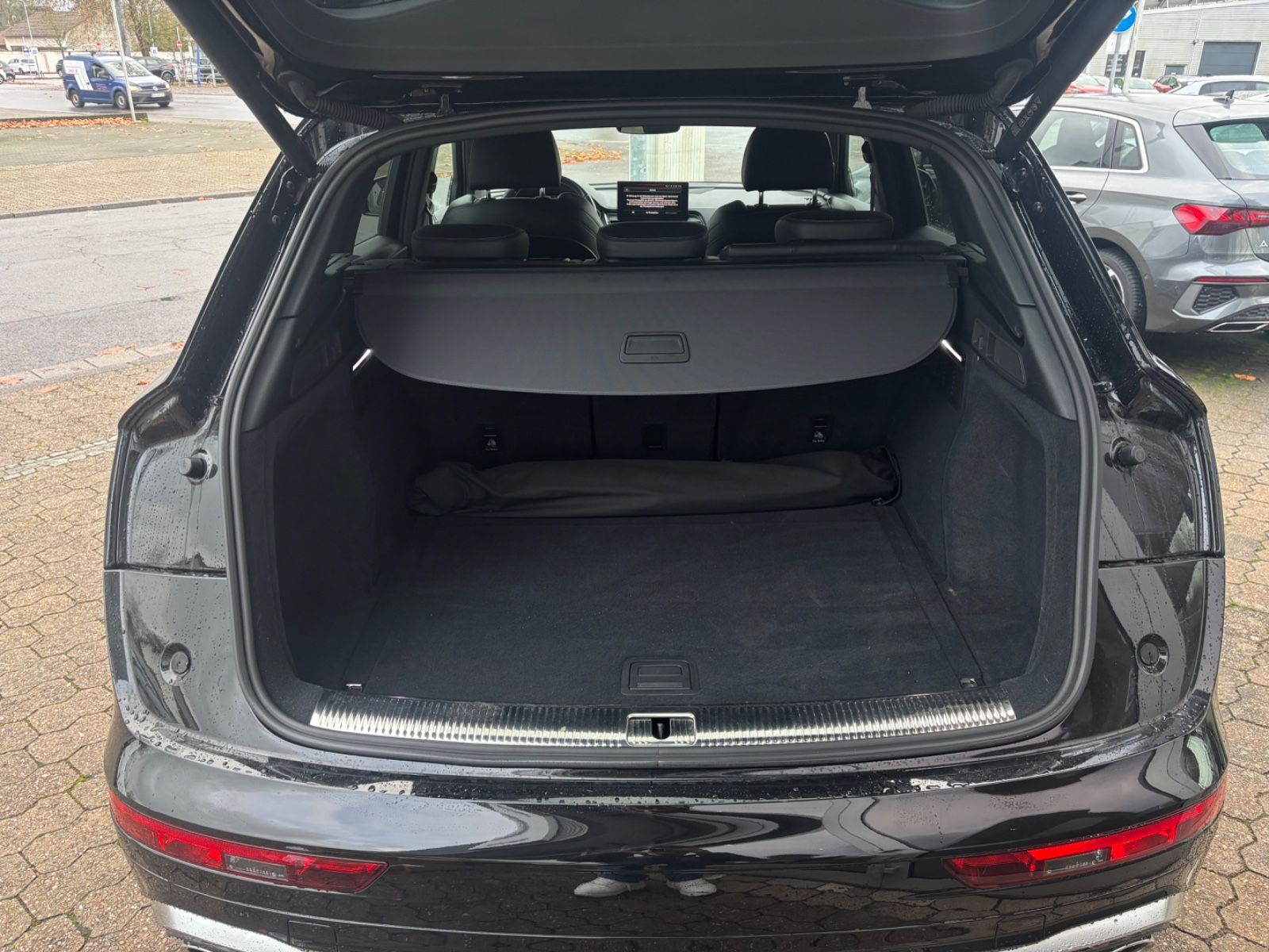 Fahrzeugabbildung Audi SQ5 Leder KAM SHZ NAVI