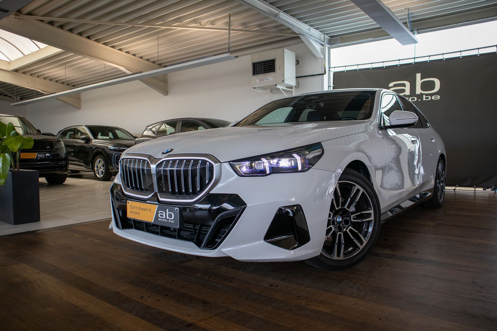 BMW 520 D M SPORT