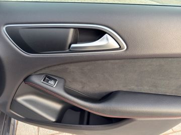 Mercedes-Benz B 200 CDI AMG Line|7G DCT Automatik|LED|AHK